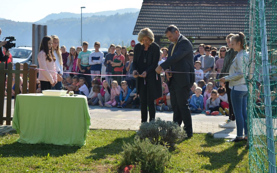 Otvoritev naravoslovne učilnice pri OŠ Boštanj