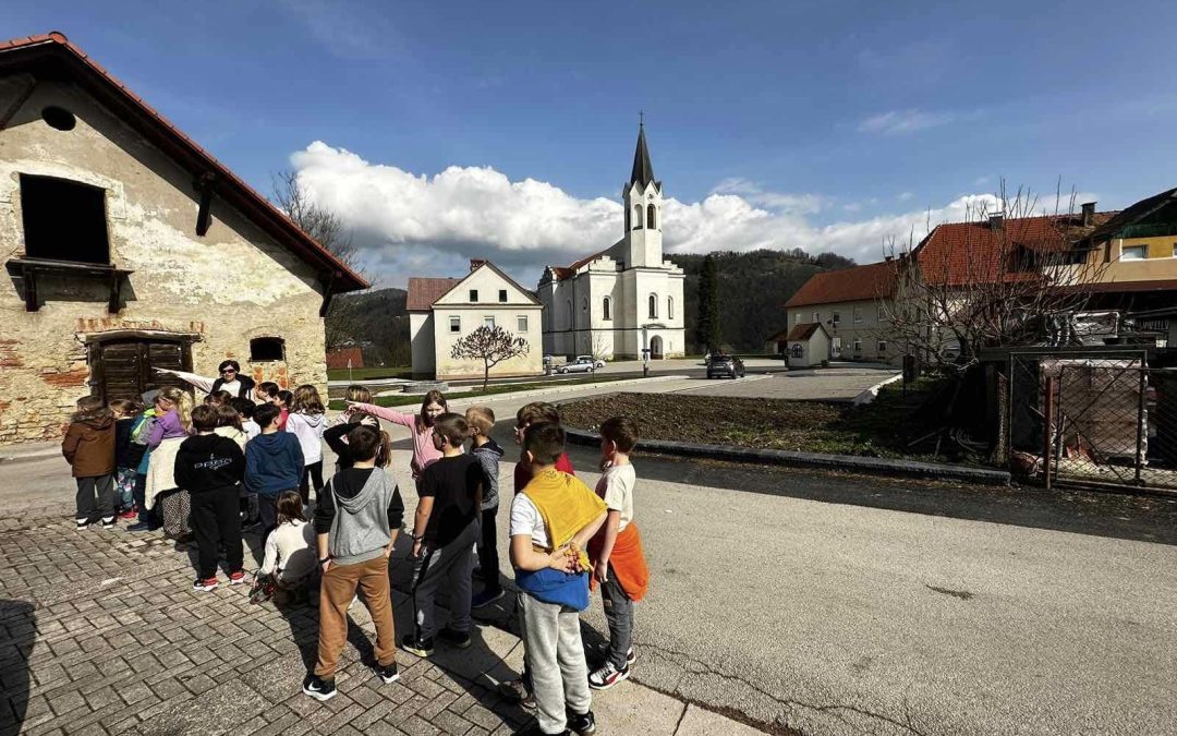 Pouk spoznavanja okolja 3. a in b